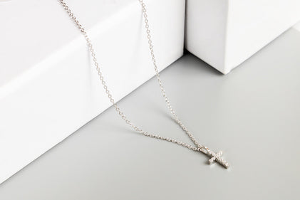 Cross Pendant Necklace in Silver