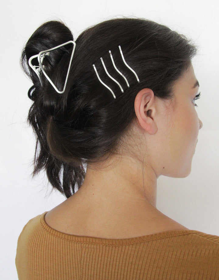 Matte Bobby Pins in Make Waves (12 pack)