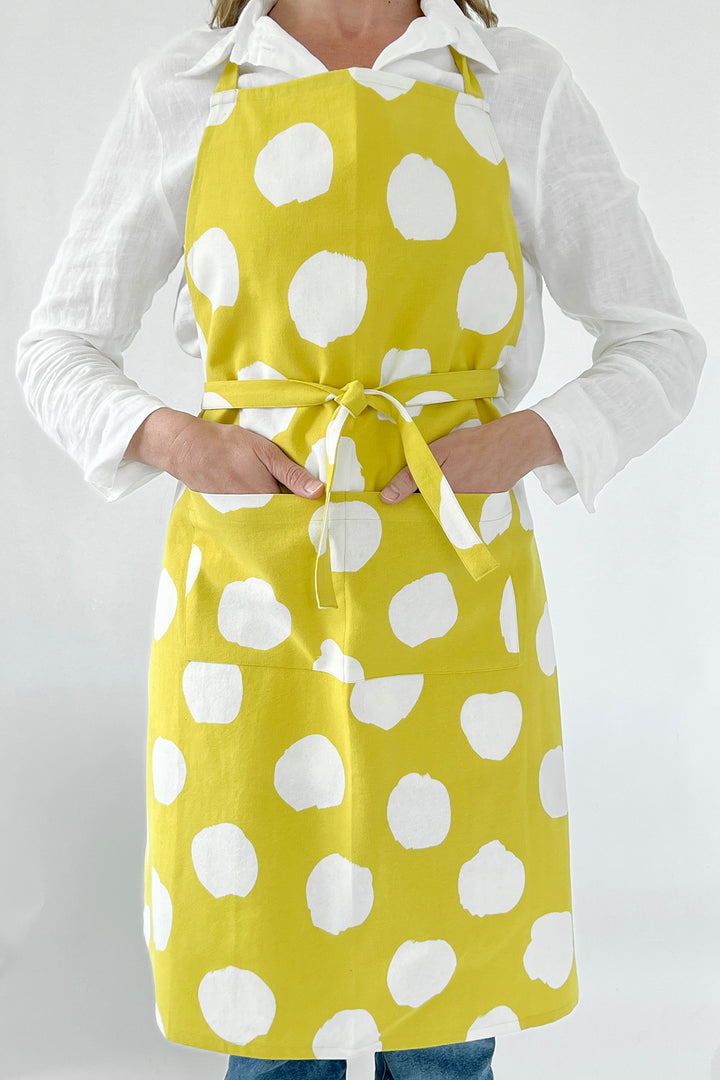 Apron in Wall Dot Citron