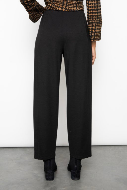 Ponte Pant in Black