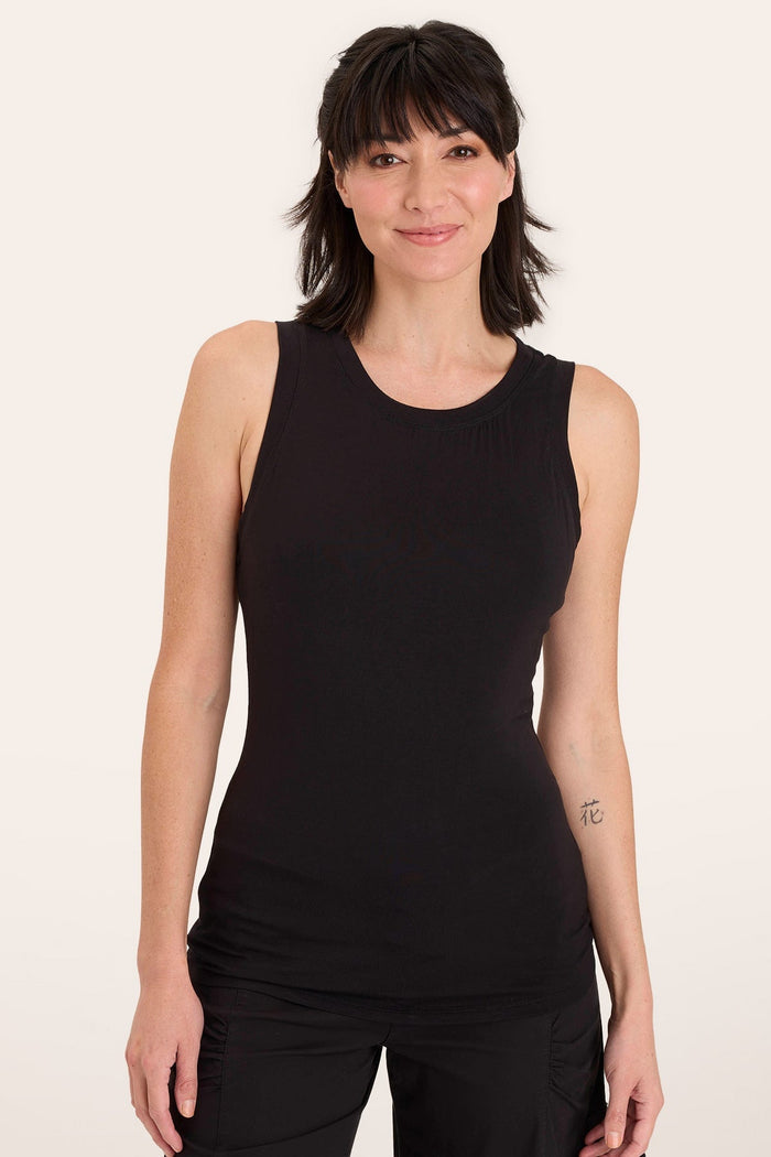 Essence Tank in Black