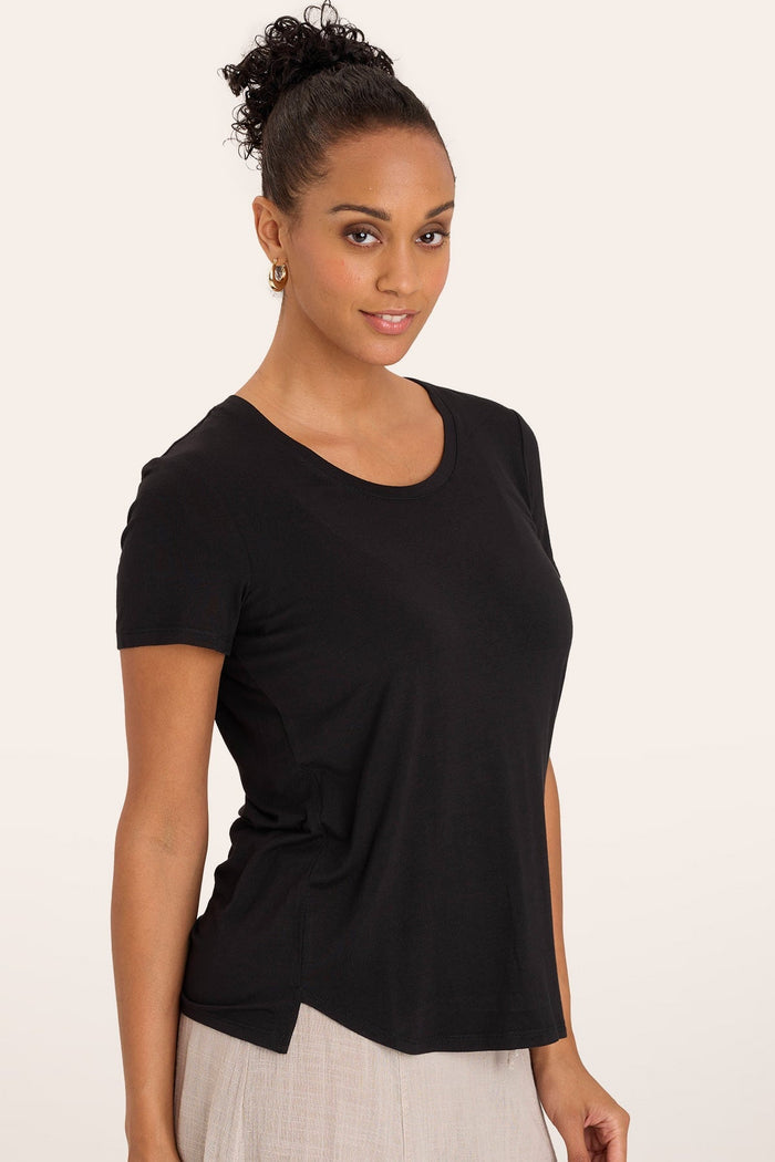 Authority Tee in Black
