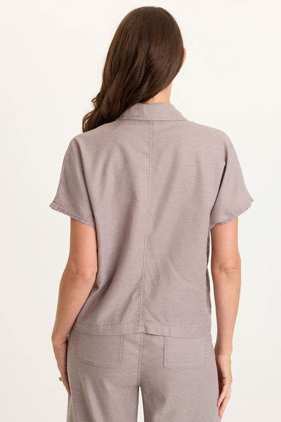 Hugh Twill Boxy Short Sleeve Jacket in Poppy Seed