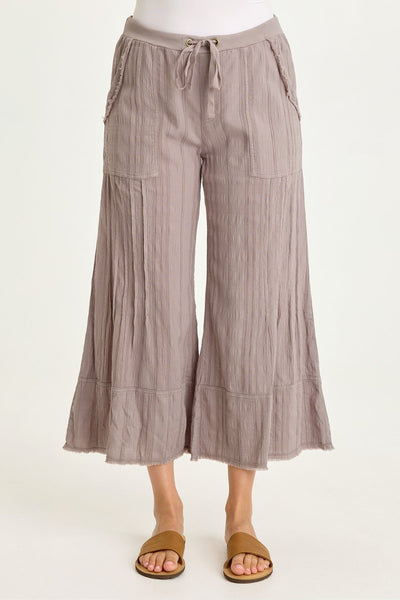 Doyen Textured Gauze Crop in Poppy Seed