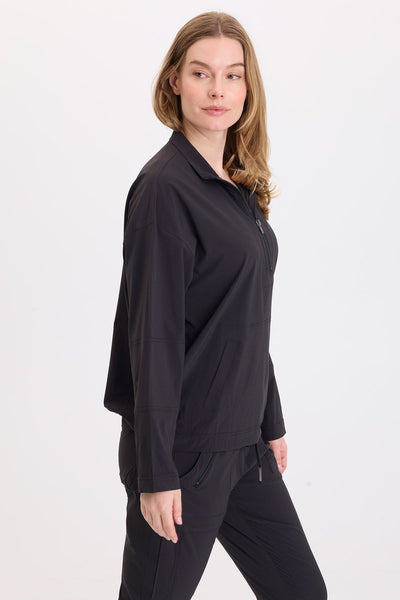 Romee Active Kangaroo Pockets Pullover in Black