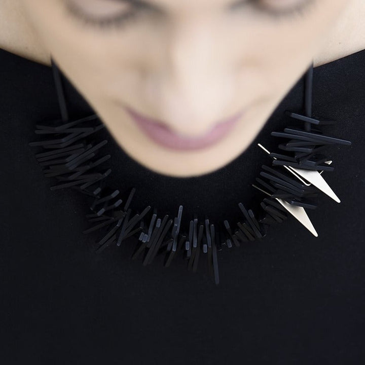 Helix Necklace Black Gold