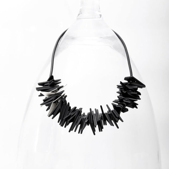 Helix Necklace Black Silver