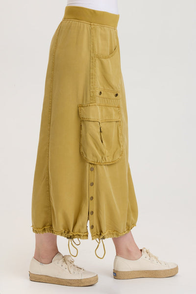 Leslyn Skirt in Faded Lime Green