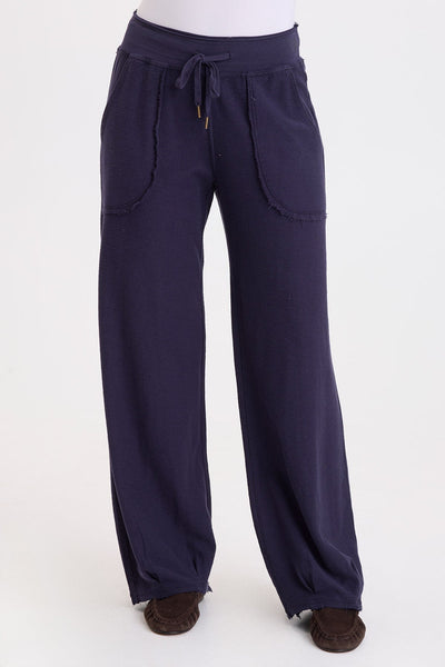Himesh Crepe-Knit Pant in Navy