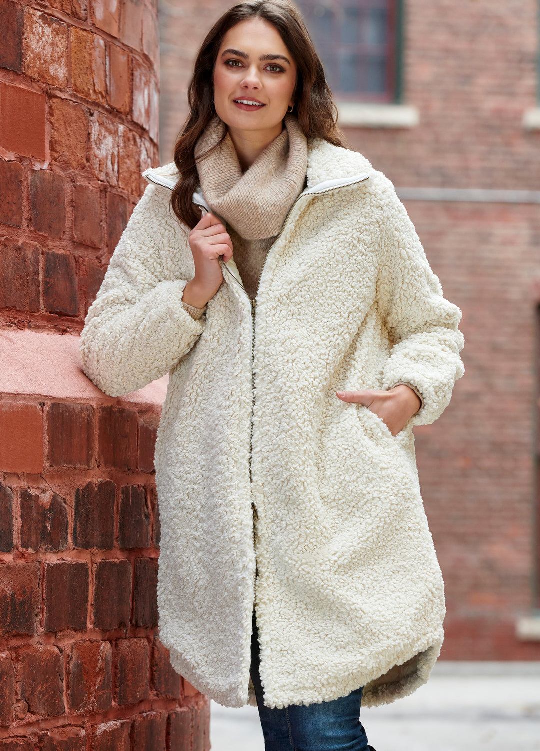 Agnes Coat in White