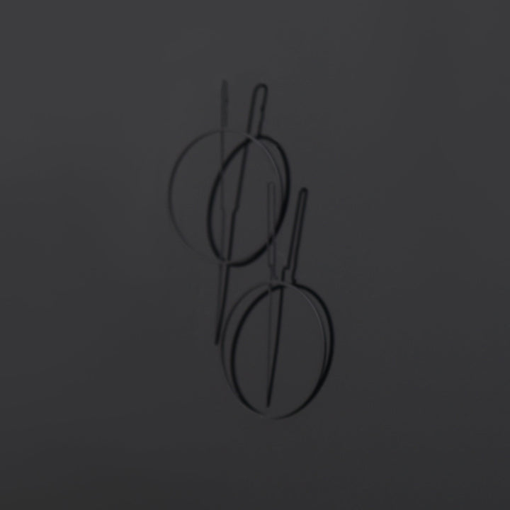 Balance Ear Drapes Matte Black