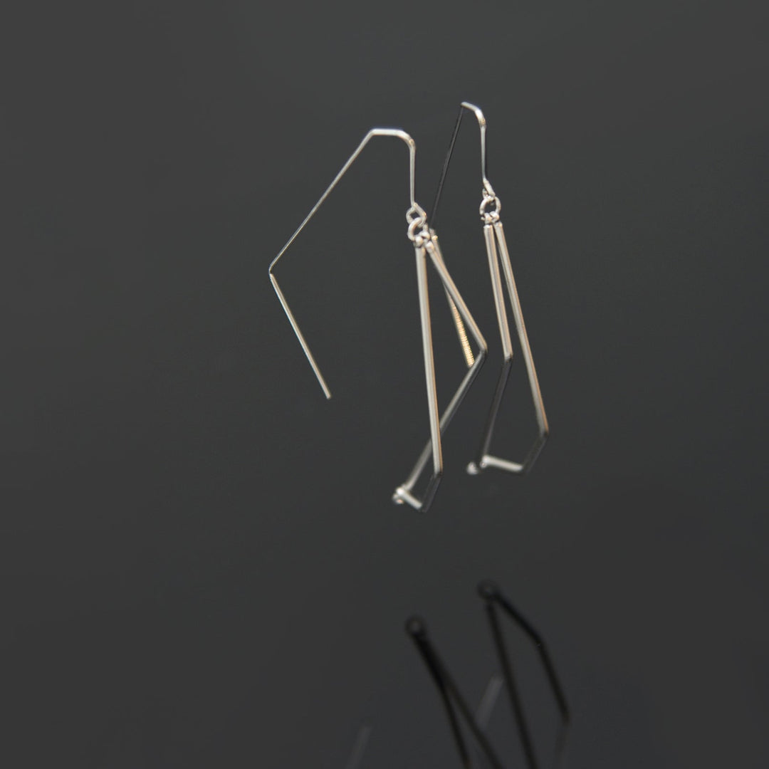 Levi Hook Earrings in Satin Silver