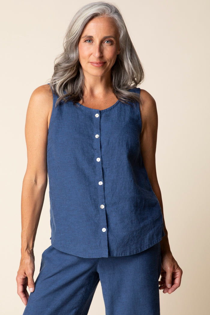 Bistro Tank in Navy