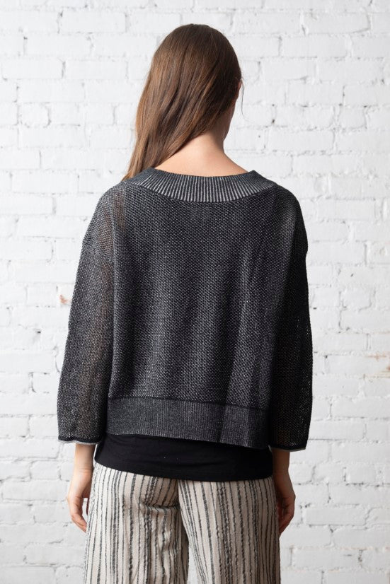 Two Tone Mesh Go-To Topper in Black and Cream