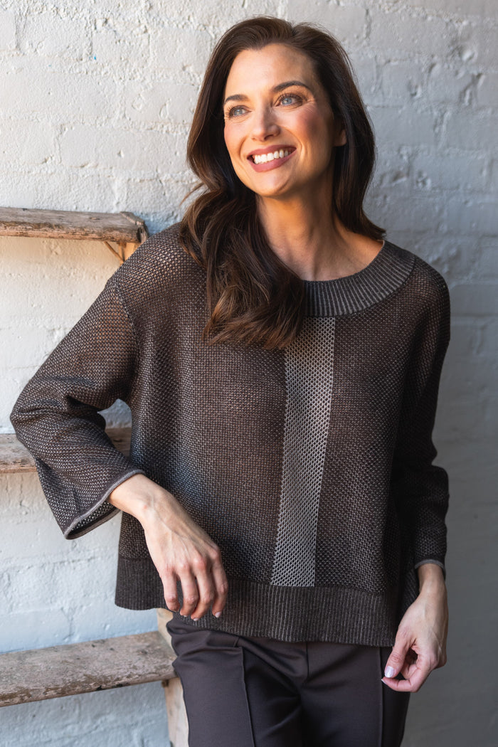 Two Tone Mesh Go-To Topper in Chocolate