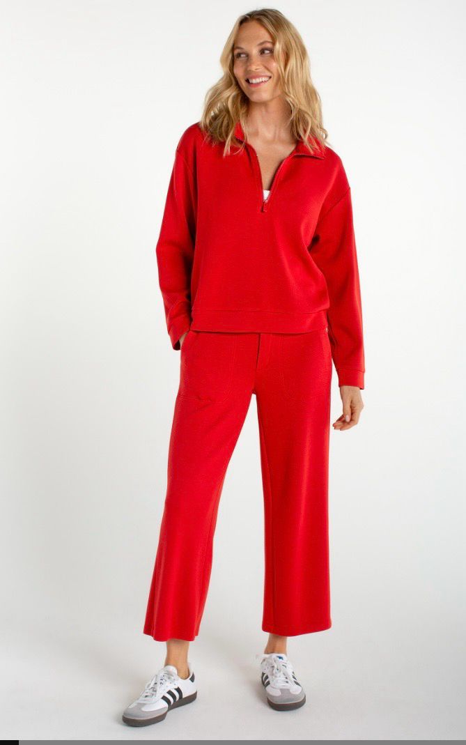 Half Zip Popover Pullover in Red