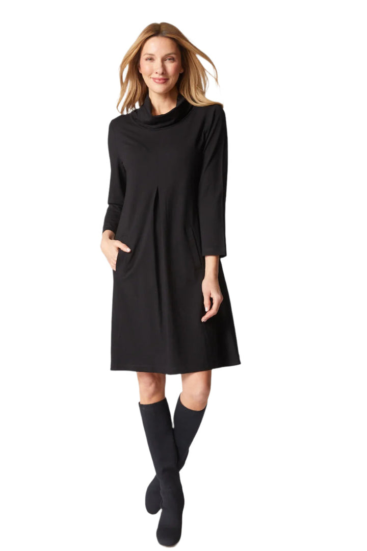 Core Travel Pleat Front Dress in Black