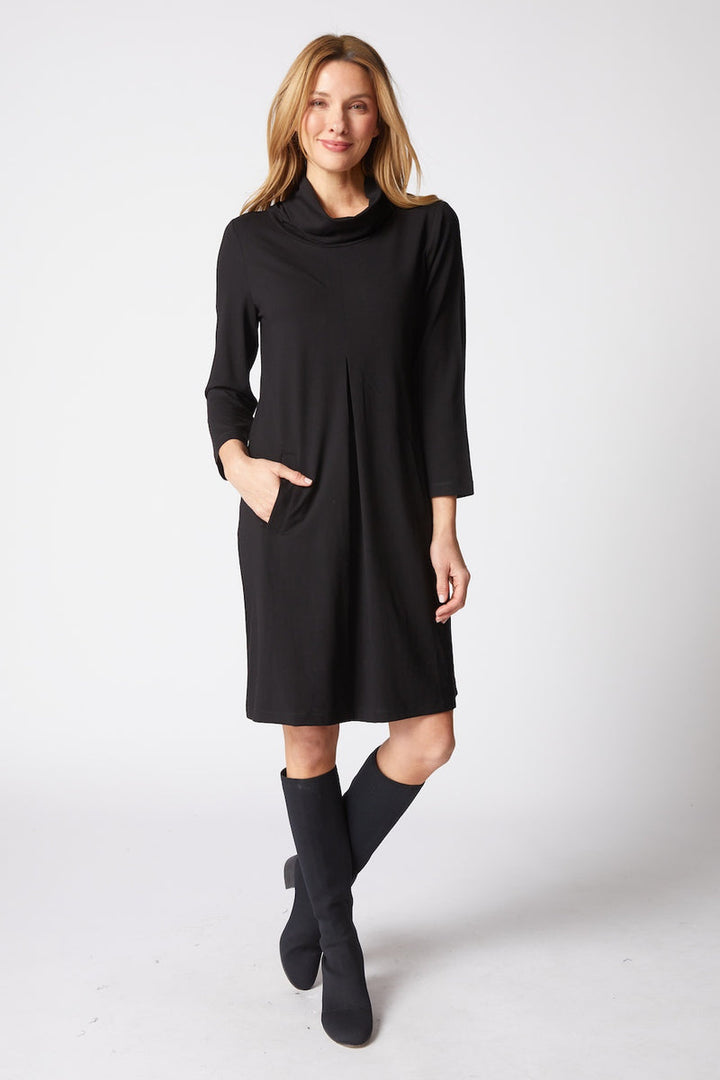 Core Travel Pleat Front Dress in Black