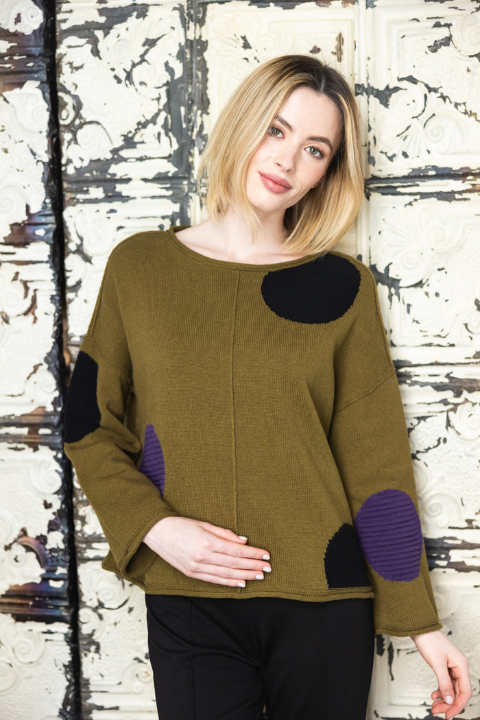 Circle Back Pullover in Moss