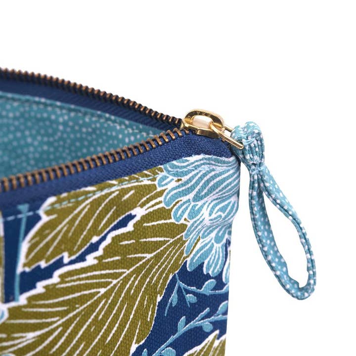 Chrysanthemum Bird Pouch Large