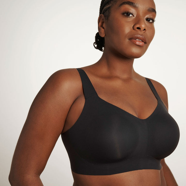 Beyond Bra in Black