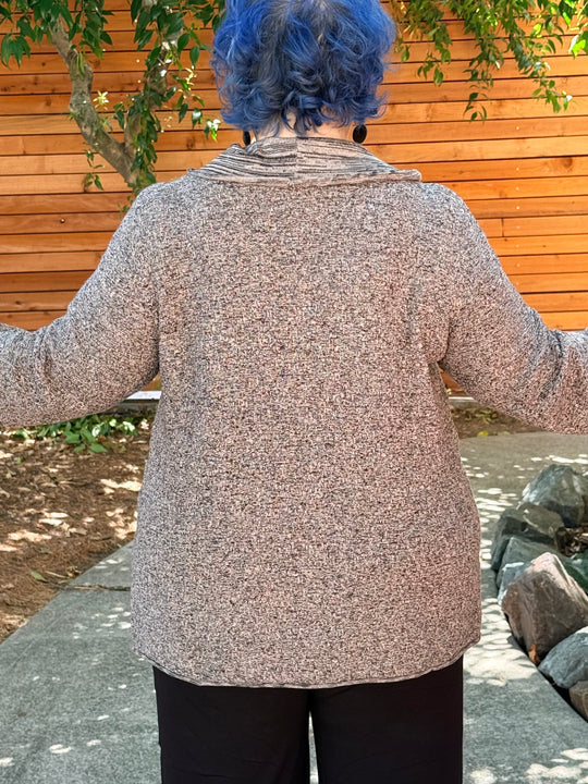 Cotton Scramble Stitch Relaxed Cowl in Willow