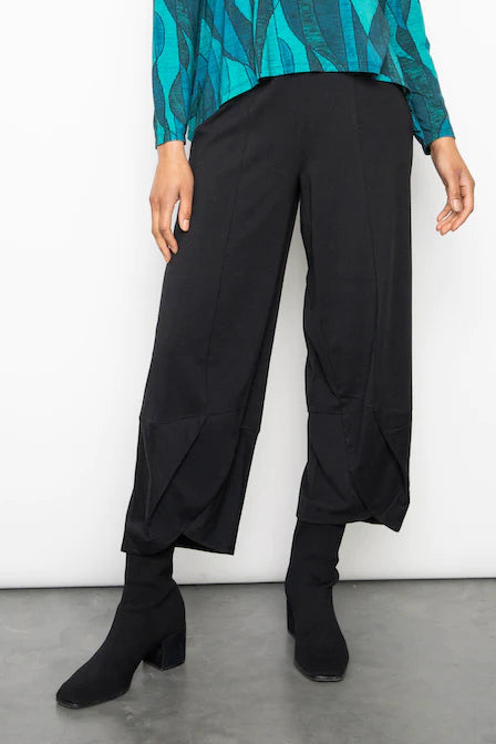 Essential Zanna Pants in Black