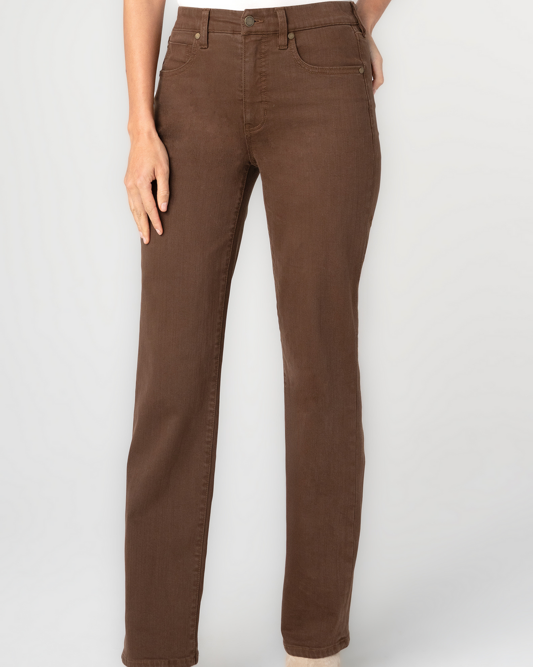Kennedy Comfort Waist Straight in Carob