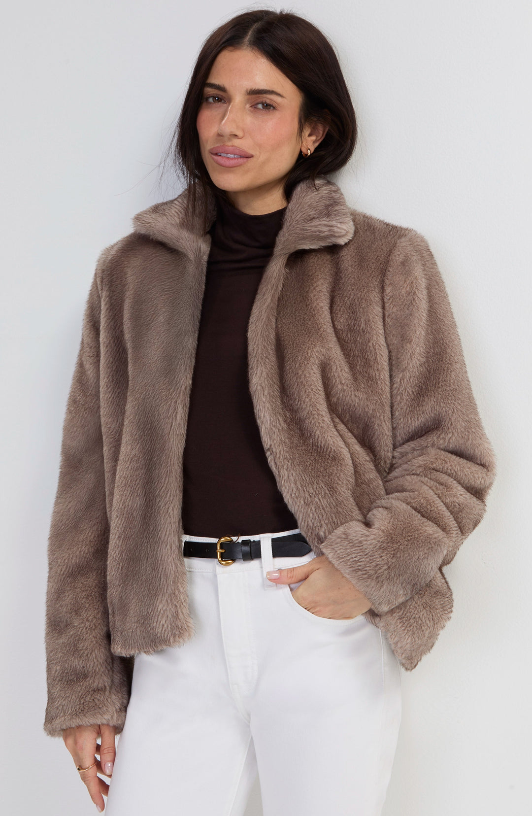 Collared Faux Fur Jacket in Mink