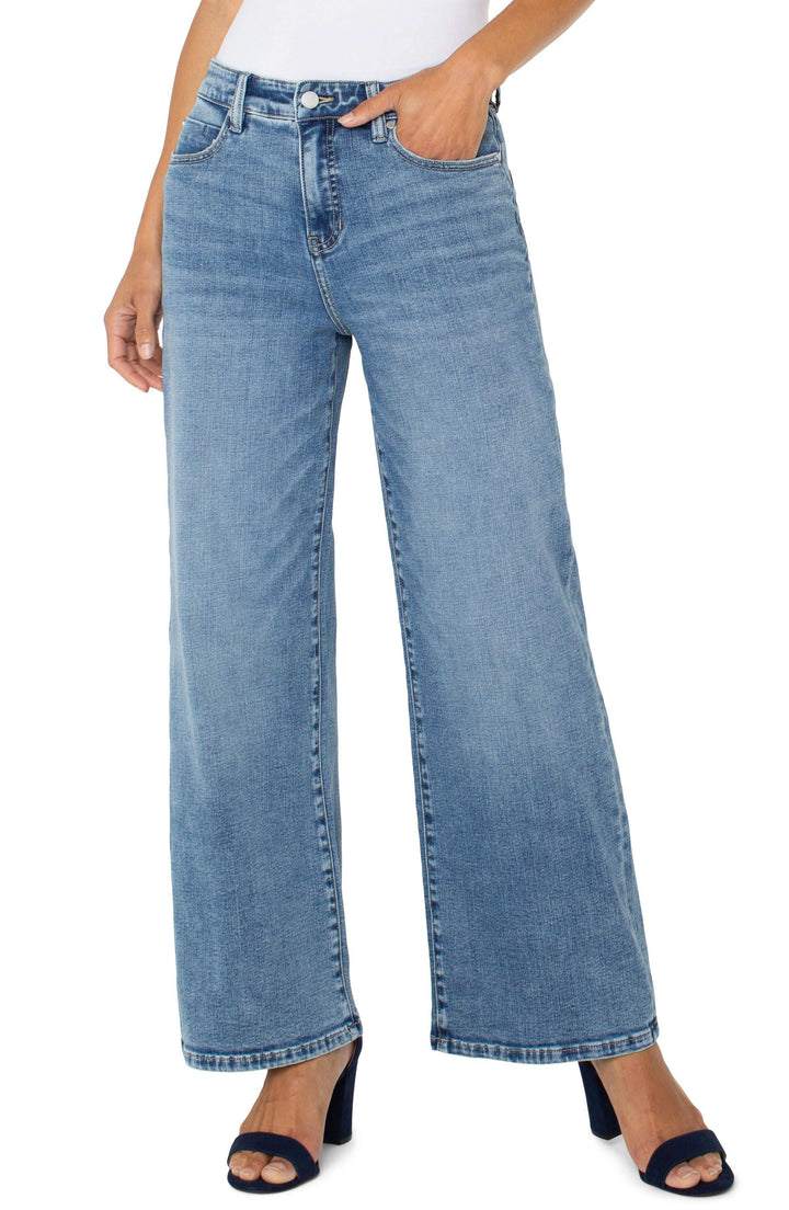 Stride Hi-rise Wide Leg in Carbon Canyon