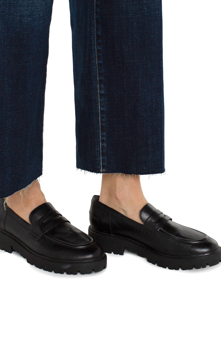 Stride Hi-rise With Cut Hem in Eastmoor