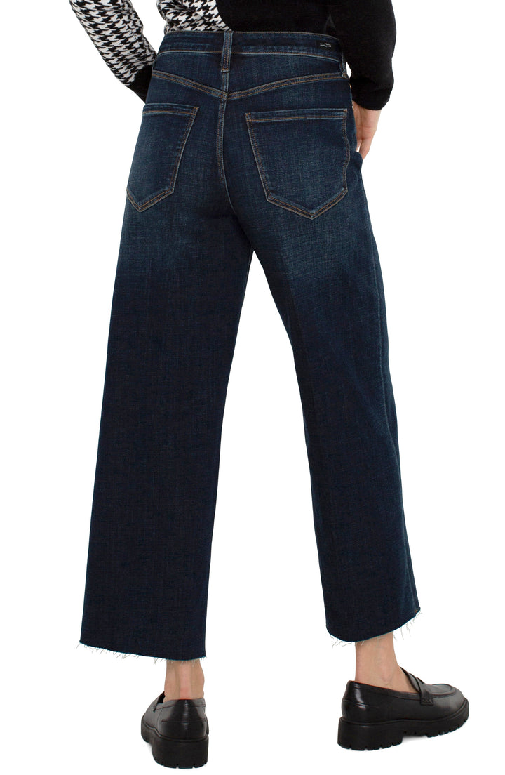 Stride Hi-rise With Cut Hem in Eastmoor