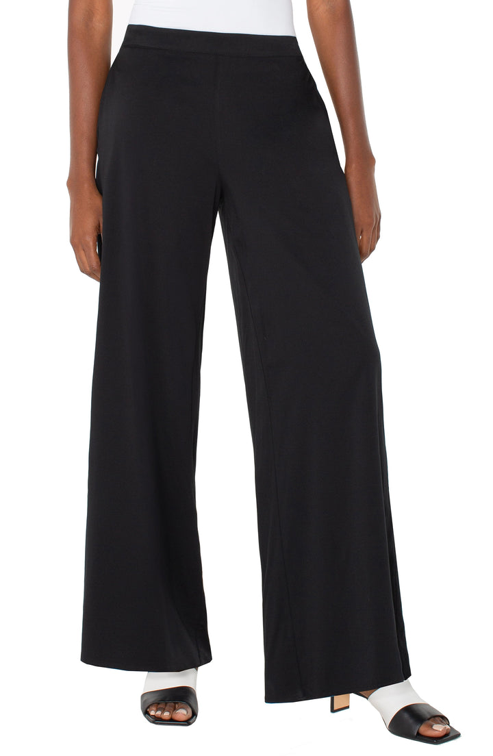 Pull-on Palazzo Pant in Black