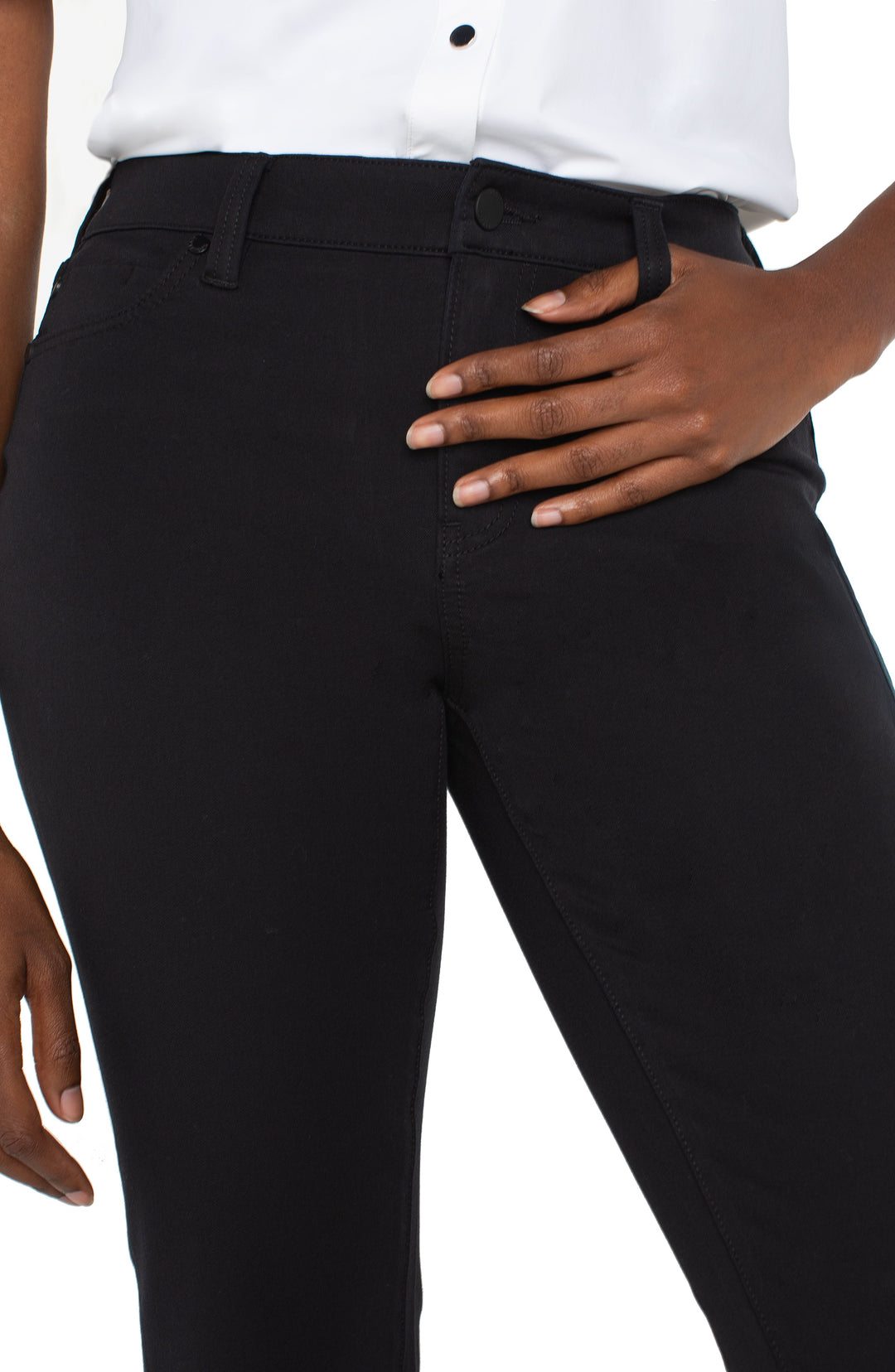 Hannah Crop Flare in Black