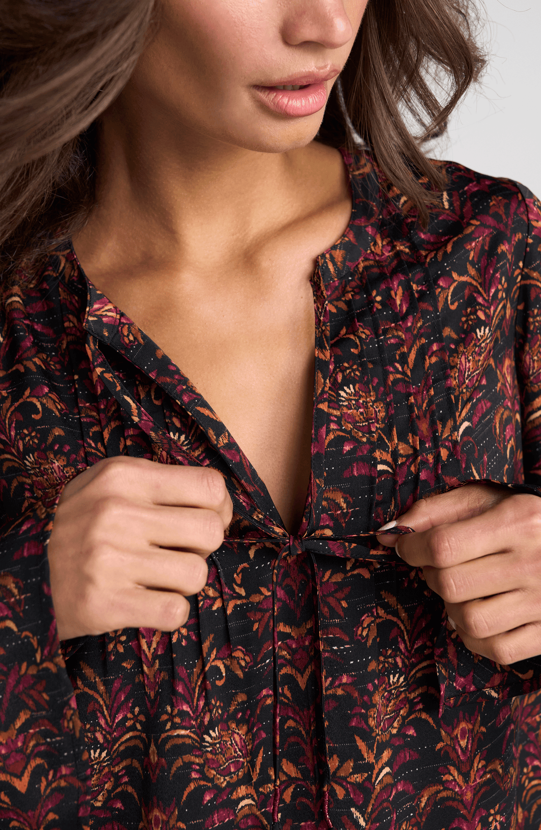 Long Sleeve Band Collar Woven Top W/ Pintuck in Black Burgundy Multi