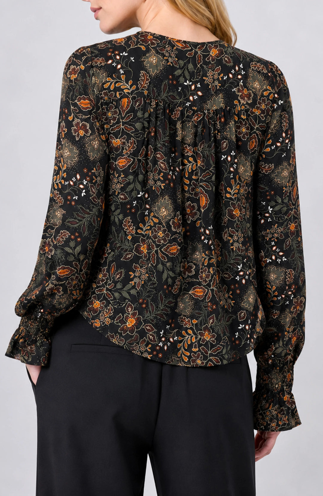 Long Sleeve Woven Blouse in Black Rust Multi