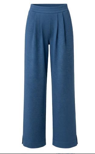 Pull On Pleated Wide Leg in Heathered Navy