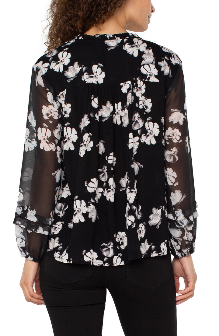 Long Sleeve Popover Shirred Woven Blouse in Black & White Floral