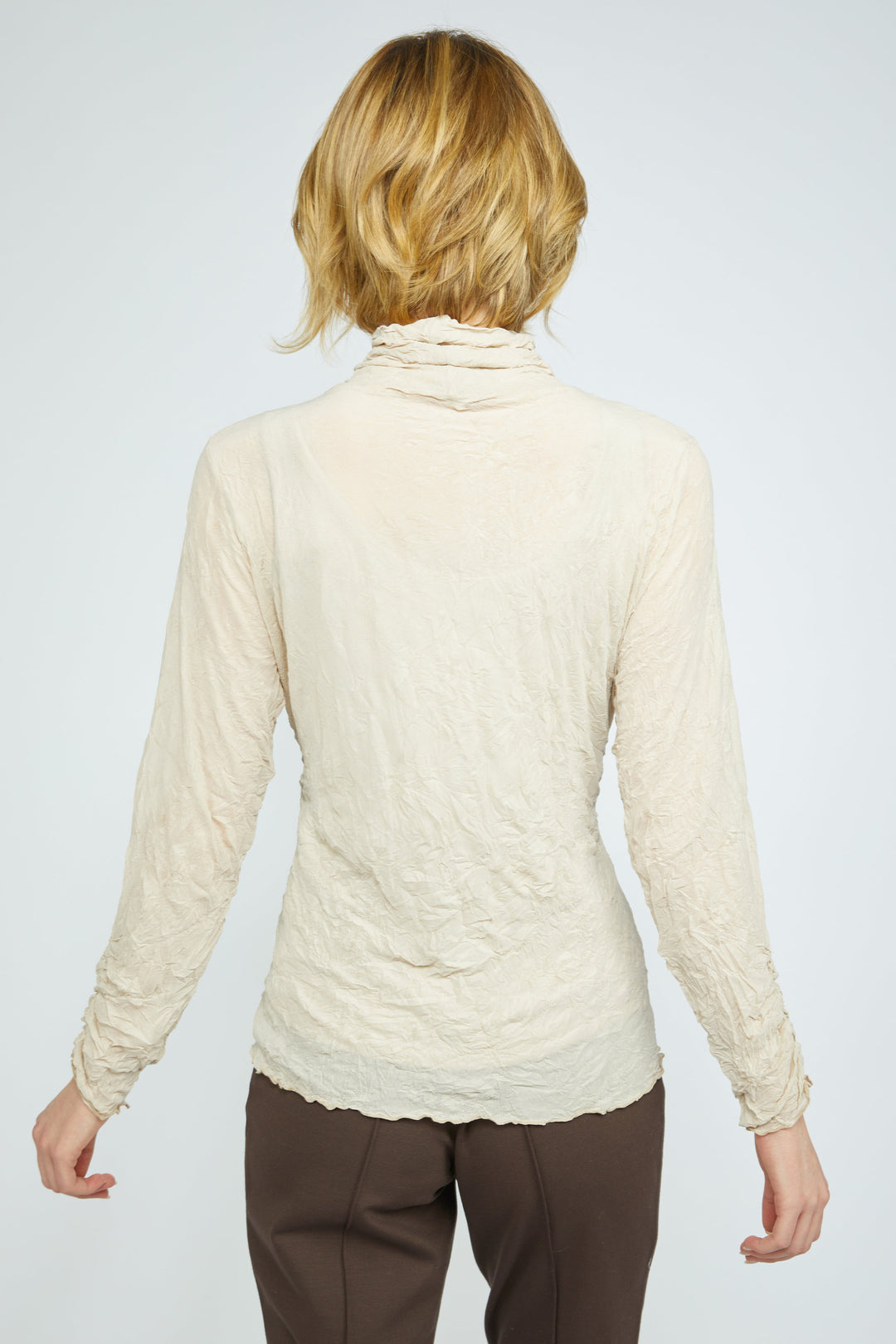 Crinkle Mesh Ruched Turtle Neck in Cloud