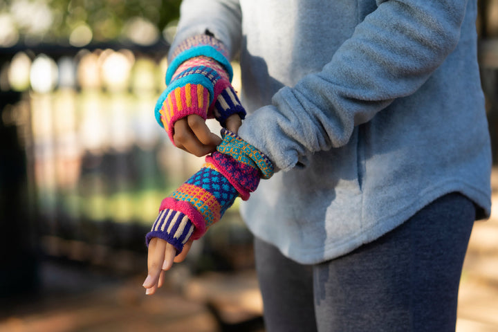 Fingerless Mittens in Sunny