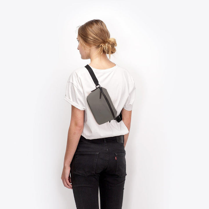 Jona Bag in Dark Grey