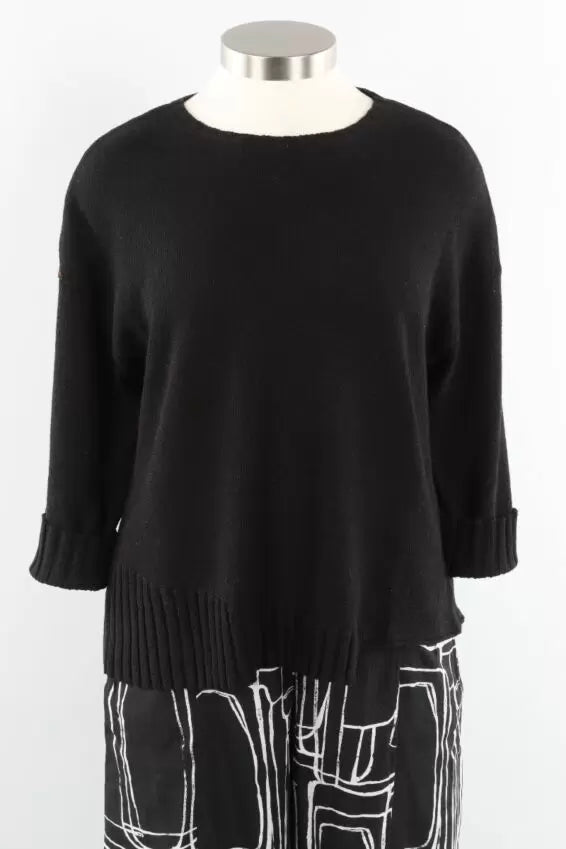Spa Knit Angle Pullover in Black