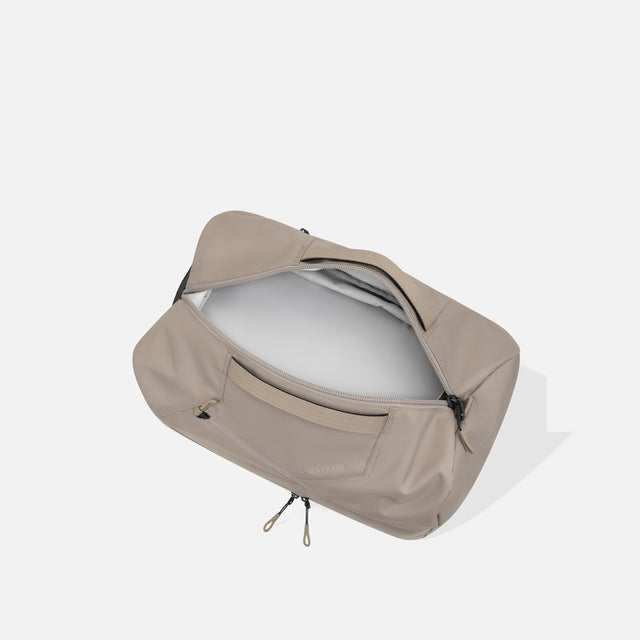 Juno | Travel Backpack in Dune