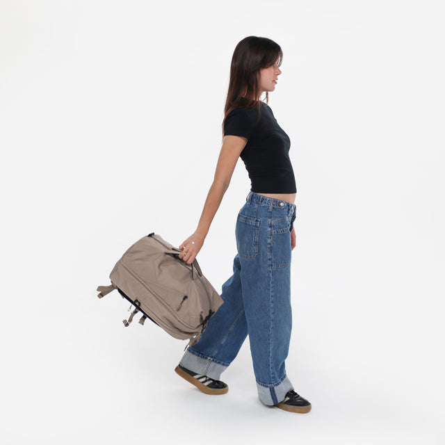 Juno | Travel Backpack in Dune
