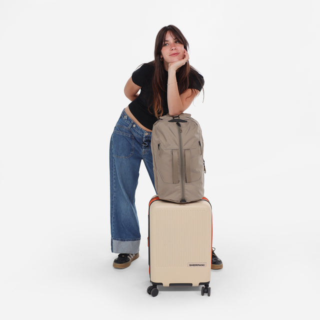 Juno | Travel Backpack in Dune