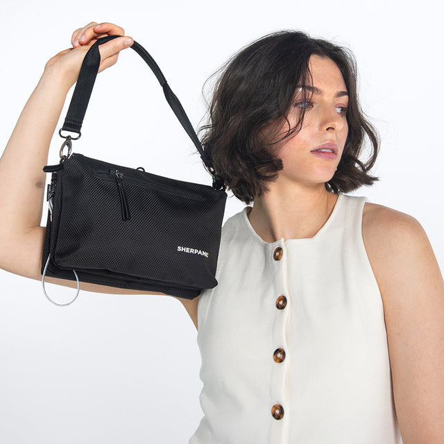 Mei AT | Travel Trio Crossbody - Carbon Black