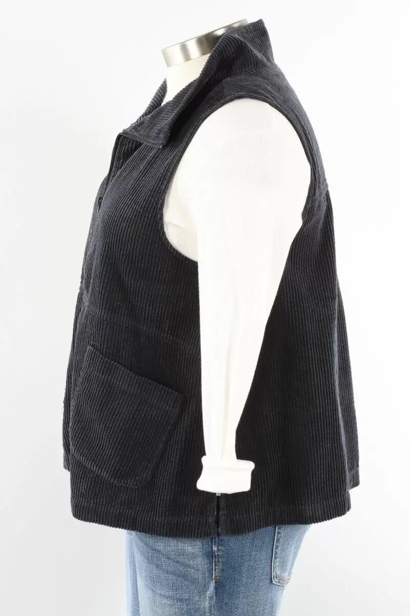 Corduroy Swing Vest in Black