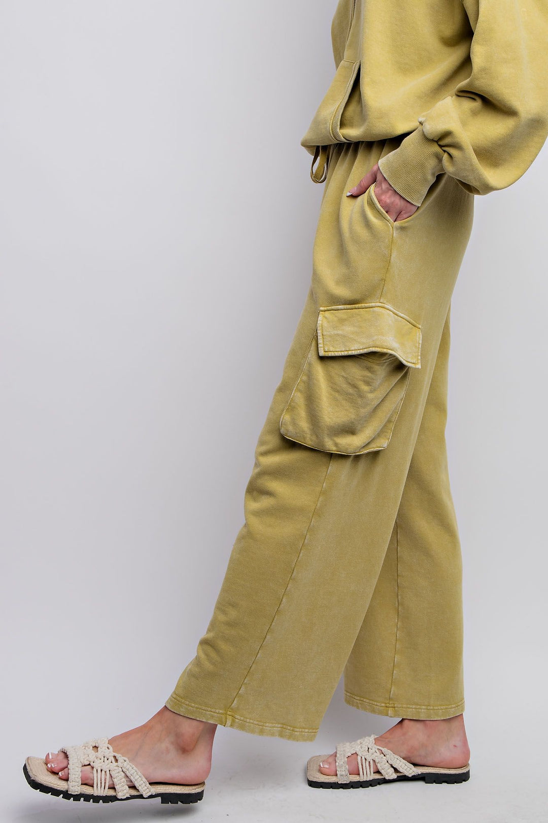 Slouchy Terry Knit Cargo Pants in Pistachio