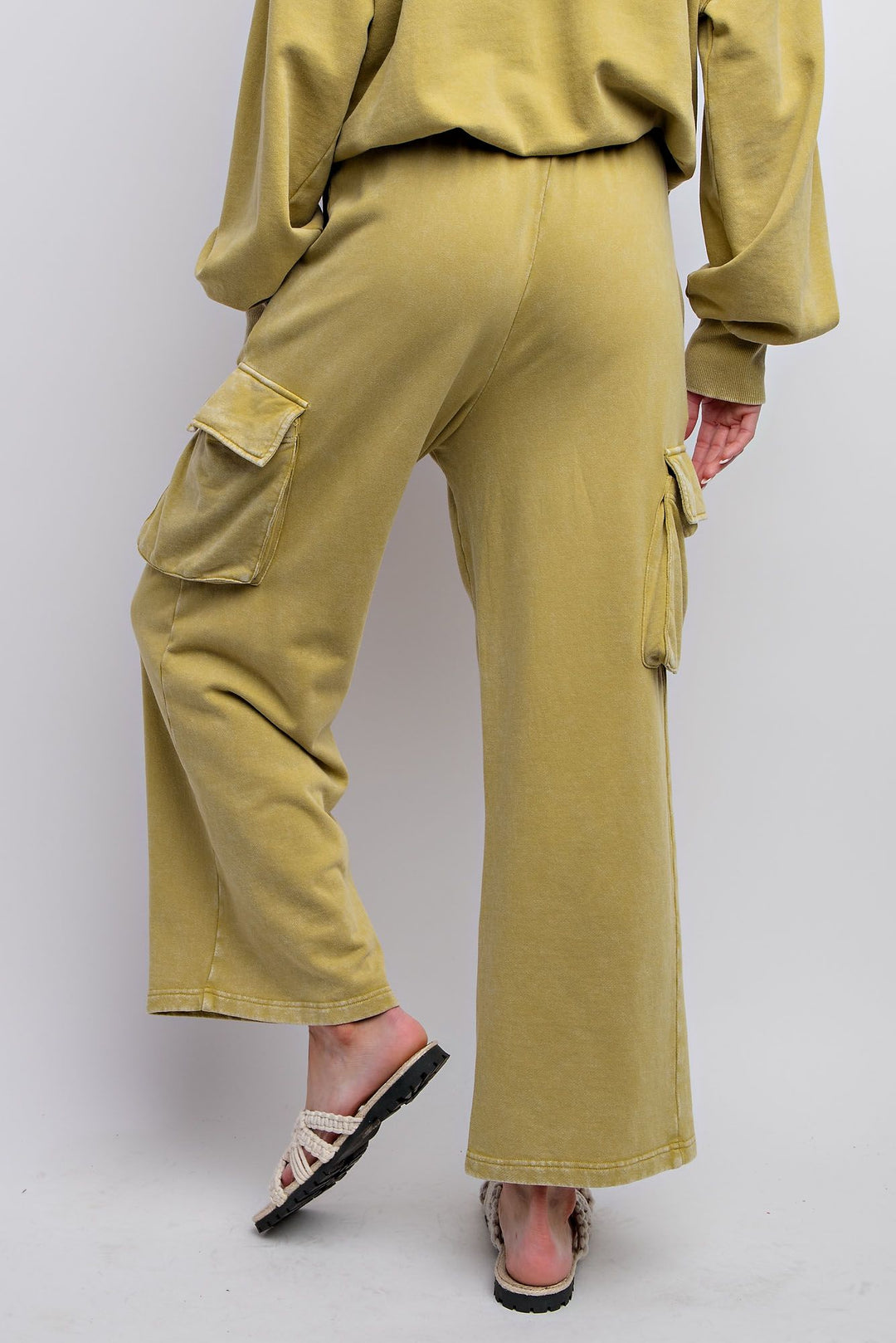 Slouchy Terry Knit Cargo Pants in Pistachio
