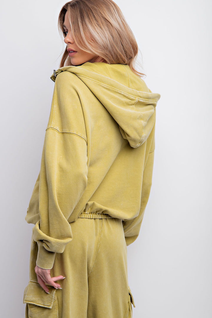 Washed Terry Hoodie Pullover in Pistachio